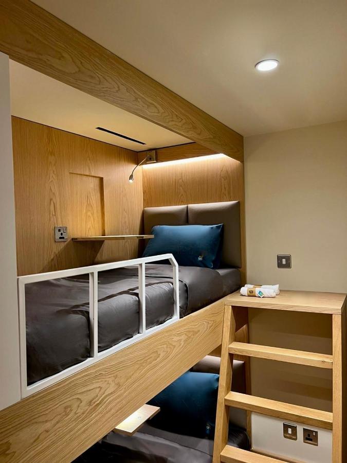 Capsule hotel Sleep 'n Fly Sleep Lounge, North Node - Transit Only *