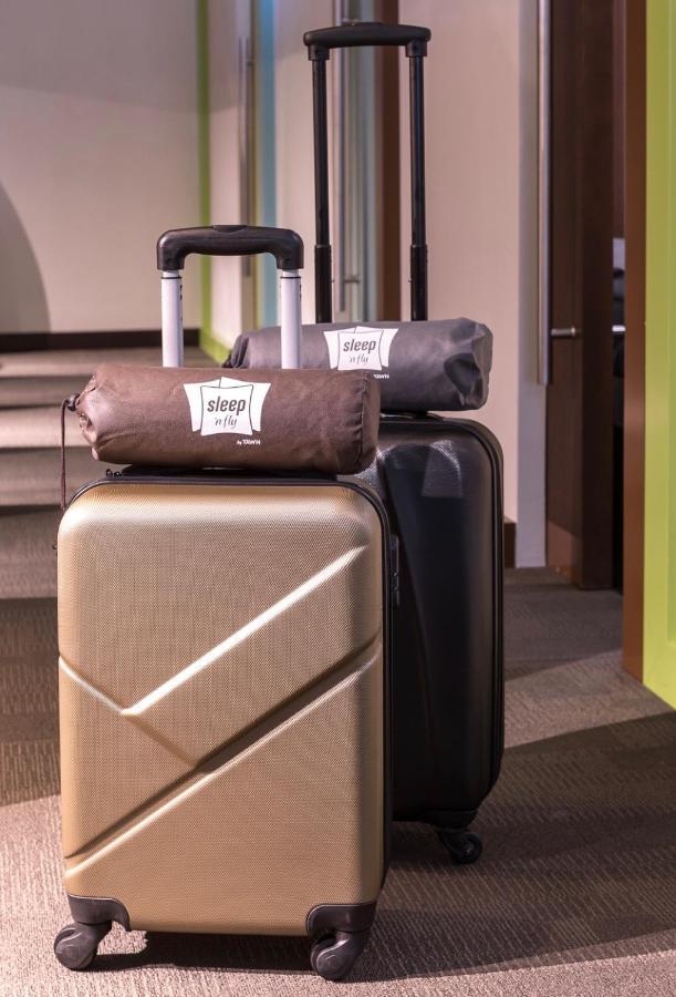 Sleep 'n Fly Sleep Lounge, North Node - Transit Only * Doha
