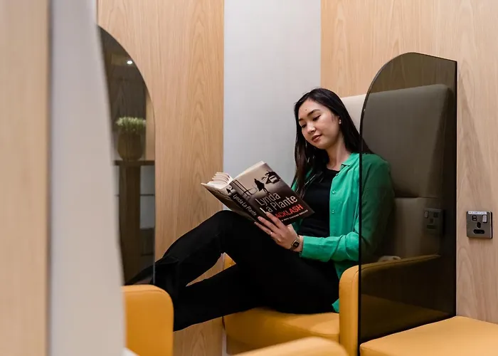 Sleep \'N Fly Sleep Lounge, North Node - Transit Only
